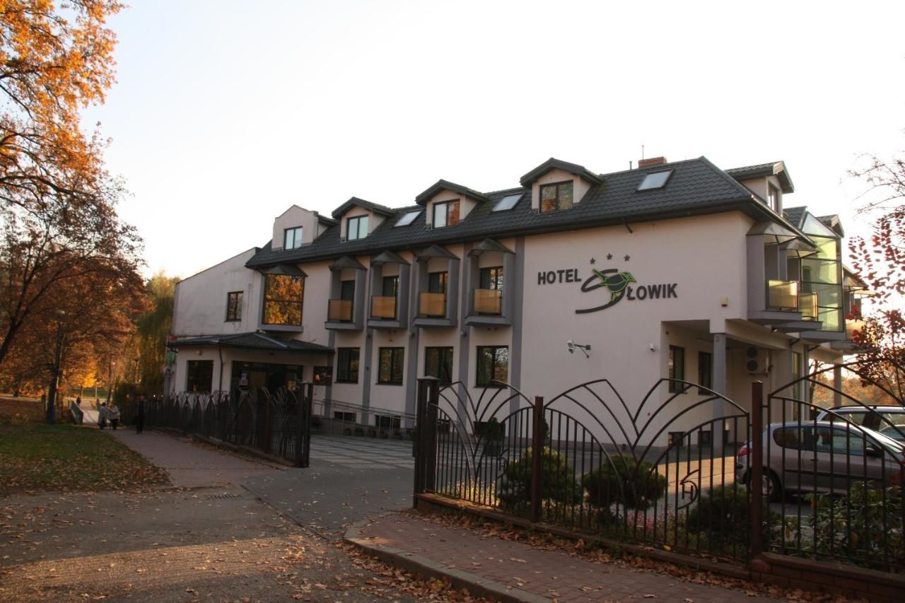 Отель Hotel Słowik Poniatowa